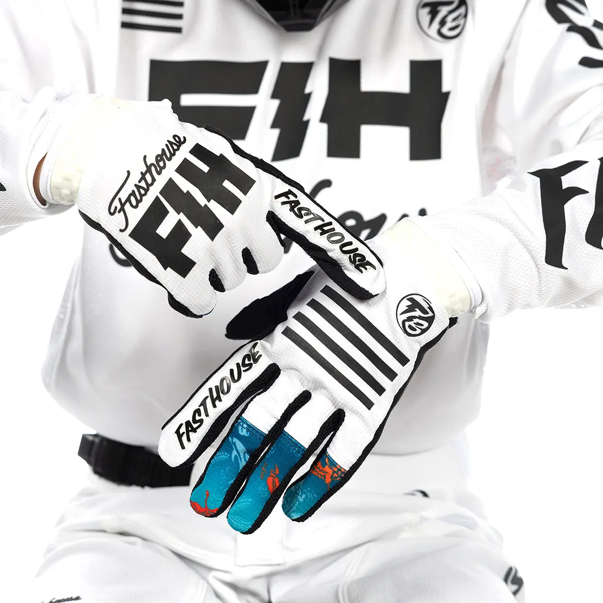 Thumb 4